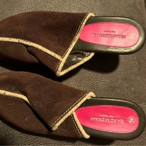 Women’s dress clogs